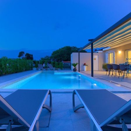 Holiday Home Elegant Vrh  Exterior foto