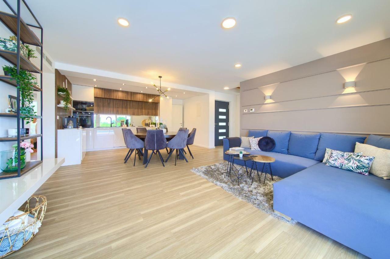 Holiday Home Elegant Vrh  Exterior foto